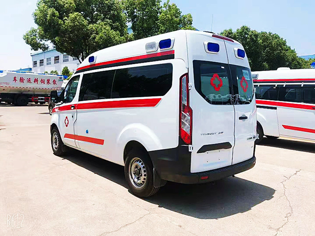 福特全顺中轴中顶汽油版负压救护车